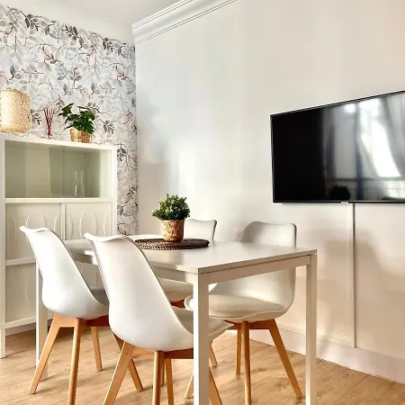 Piso Céntrico En Apartamento